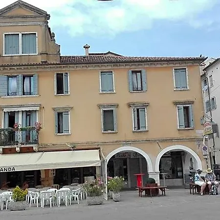 Antico Orologio Oda ve Kahvaltı 4*
