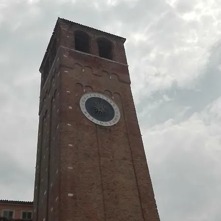 Antico Orologio Oda ve Kahvaltı 4*